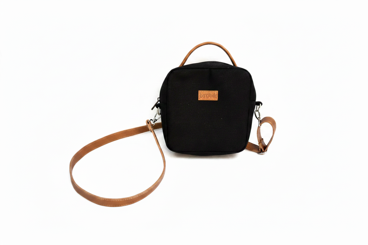 Black Chic Side Bag